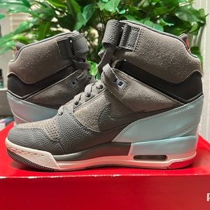 Nike Air Revolution Sky Hi Cyan/Gray Wedge Sneakers | Sz 9 Women’s